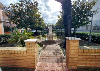 Fiumicino, Isola Sacra DARSENA - ufficio - Office Via Giorgio Giorgis, Fiumicino - photo 23