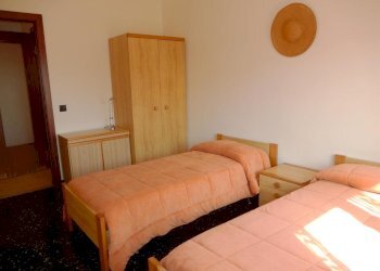 camera B (003).JPG - Appartamento Via della Chiusa 101, Sestri Levante - foto 8