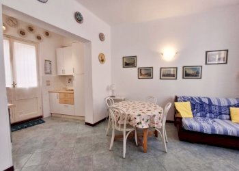 soggiorno (8).jpg - Bilocale Via Vincenzo Fascie 7, Sestri Levante - foto 5