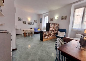 soggiorno (4).jpg - Bilocale Via Vincenzo Fascie 7, Sestri Levante - foto 8