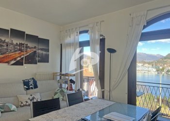 soggiorno - Appartamento Via Acquanera 21, Laveno-Mombello - foto 8