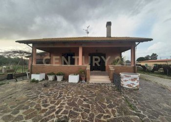 foto facciata davanti 1.jpeg - Villa Strada Casal Roberto 37, Grosseto - foto 1