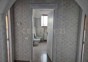 foto corridoio zona notte 2.jpeg - Villa Strada Casal Roberto 37, Grosseto - foto 19