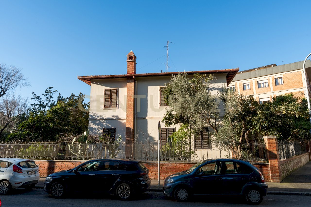 HSV04653.jpg - Villa Via Fratelli Bandiera, Grosseto - foto 1