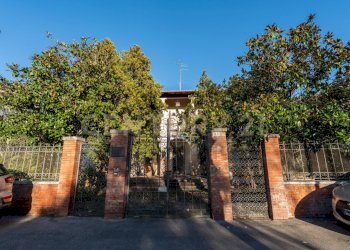 HSV04663.jpg - Villa Via Fratelli Bandiera, Grosseto - foto 4