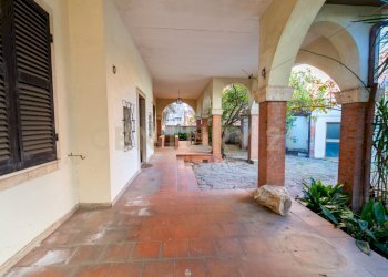 HSV04642.jpg - Villa Via Fratelli Bandiera, Grosseto - foto 12