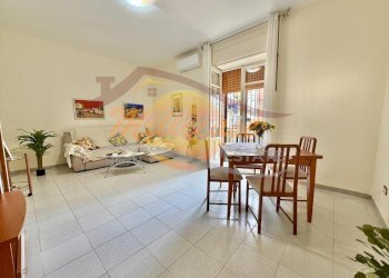 35553849-de3b-48e2-8779-0bb37d949052.jpeg - Trilocale Viale Zecchino, Siracusa - foto 21