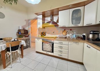 bd1f46ae-f1bd-46f1-8f12-2c547831497a.jpeg - Trilocale Viale Zecchino, Siracusa - foto 23