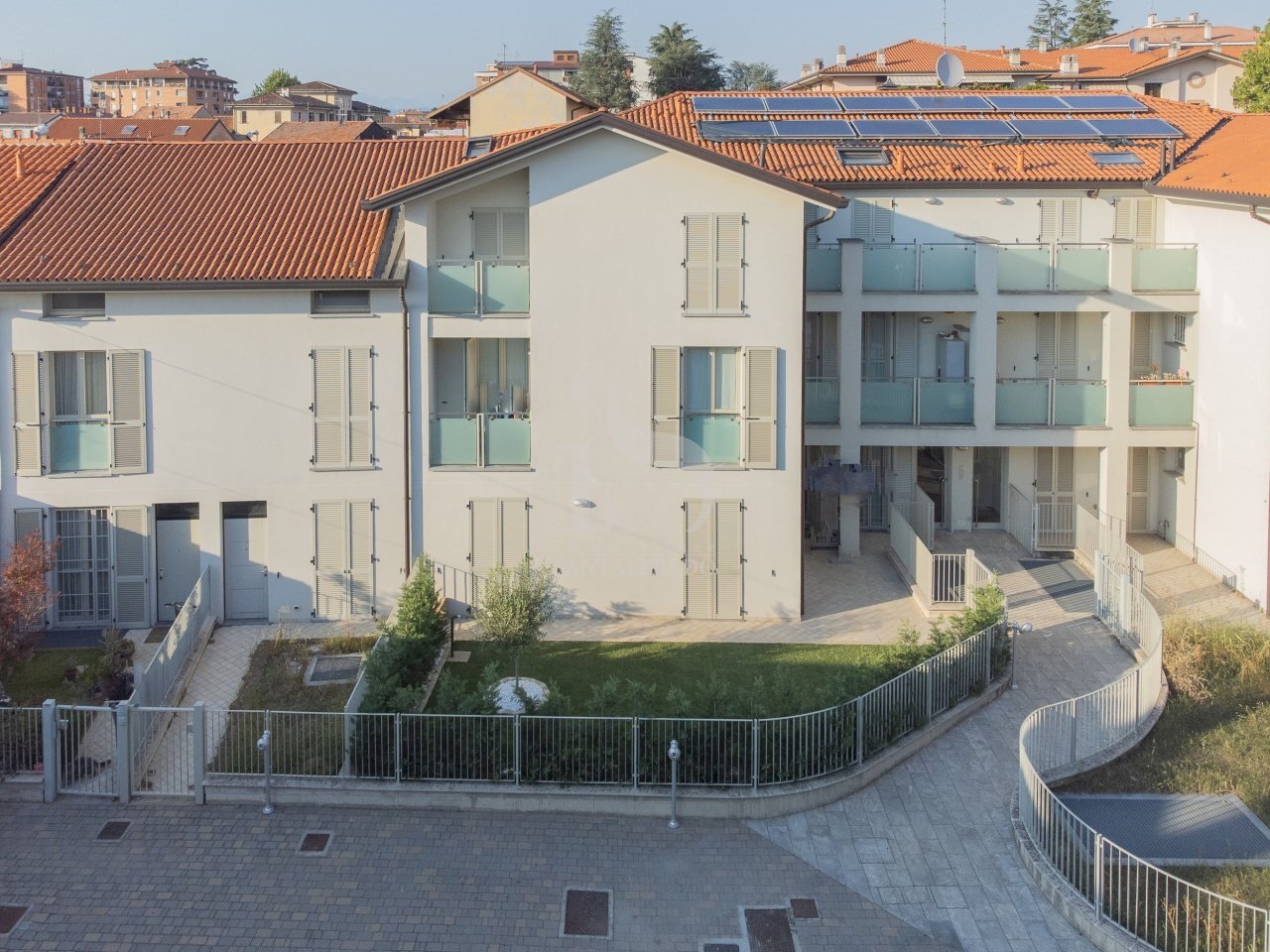 FACCIATA - Villa VIA NAZARIO SAURO, 12, Concorezzo - photo 1