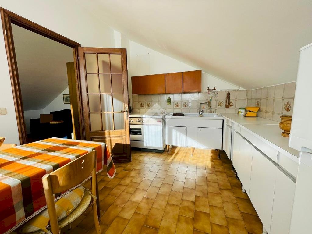 Quadrilocale Via Vittorio Veneto, Lanzo Torinese - foto 3