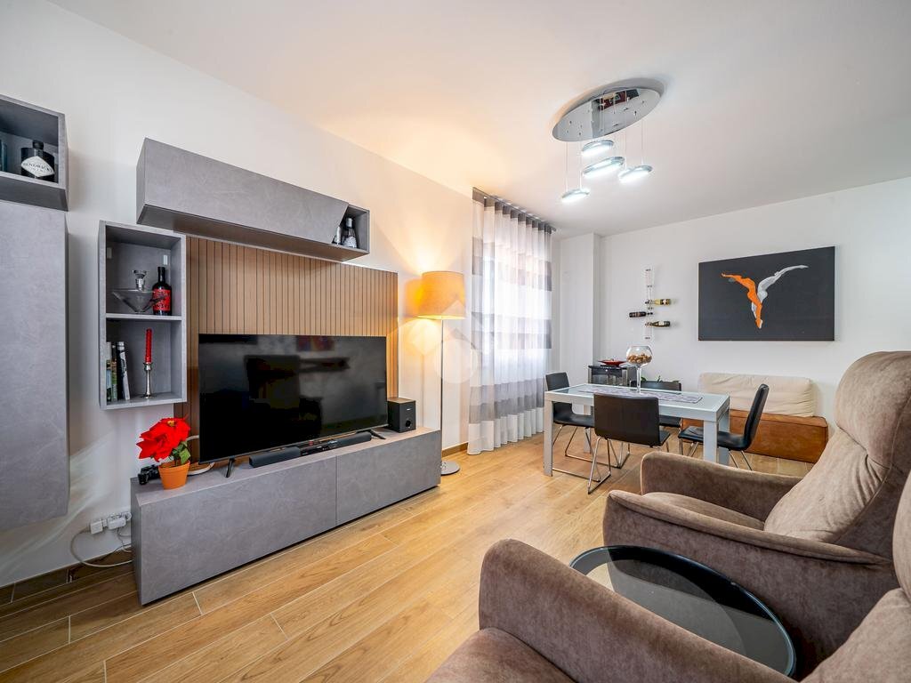 Four-room apartment Via Roma, Castellarano - photo 1