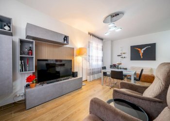 Four-room apartment Via Roma, Castellarano - photo 1