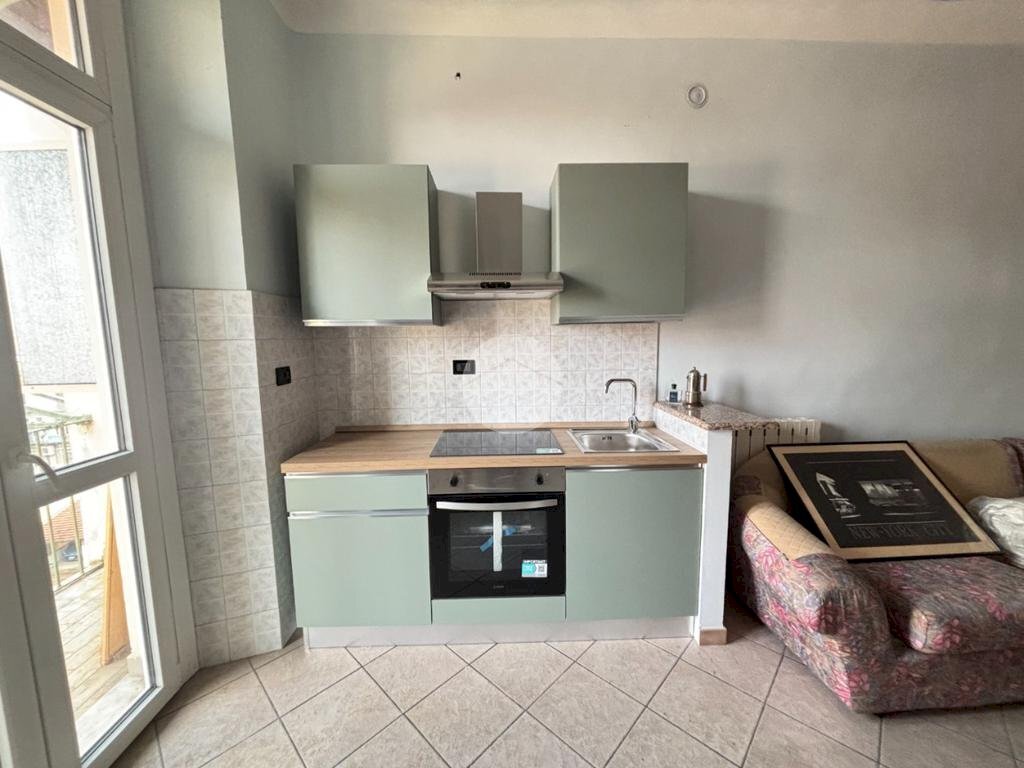 Two-room apartment Via Giovanni Michele Boccardo, Torino (neighborhood Borgo Vittoria) - photo 3