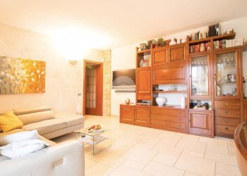 Quadrilocale Via G. Falcone, Garbagnate Milanese - foto 18