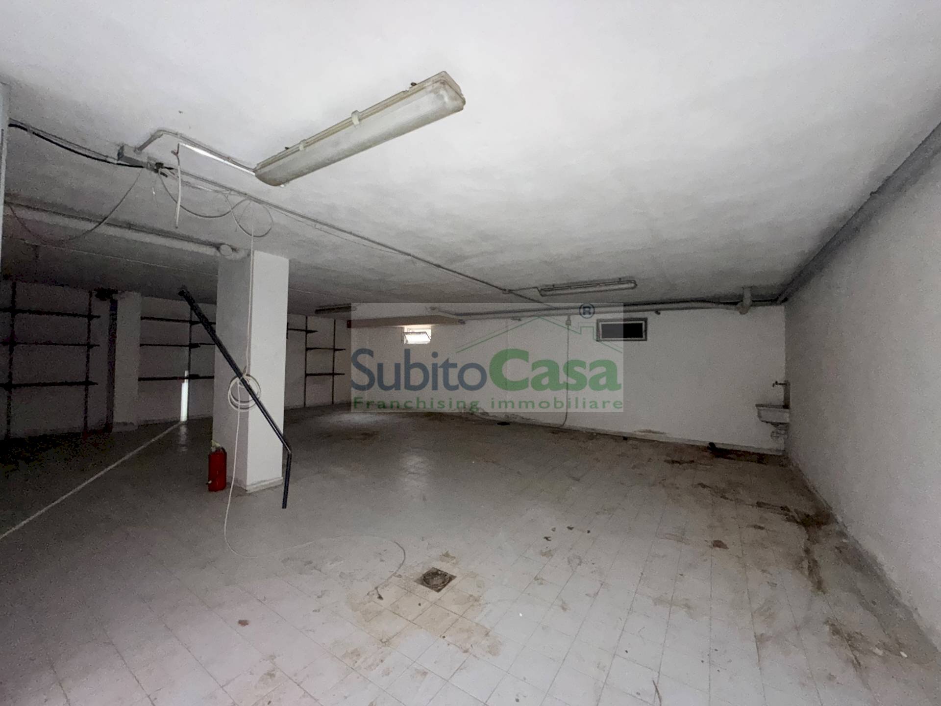 Foto 3 - Box Via Ramiro Ortiz
 
28, Chieti - foto 3