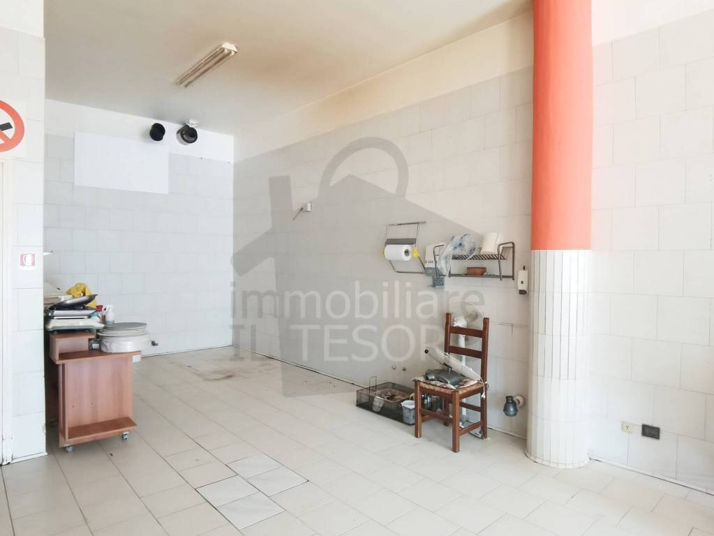 Interno non residenziale - Shop viale delle Piante, Rimini - photo 3