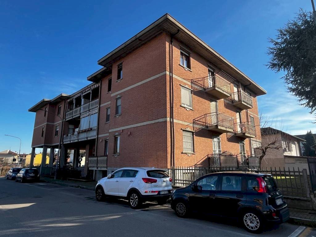 Facciata - Quadrilocale via Solferino, 14, Candiolo - foto 1