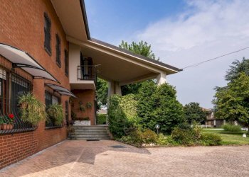 Facciata - Appartamento via Poirino, 397, Carmagnola - foto 31