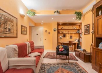 Soggiorno - Appartamento via Francesco Petrarca, 88, Sesto San Giovanni - foto 5