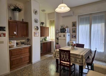 Cucina - Bilocale via PALMANOVA, 60, Milano (zona Cimiano) - foto 2