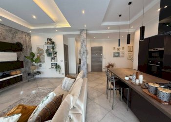 Salone - Quadrilocale via Baltimora, 152, Torino (zona Santa Rita) - foto 3