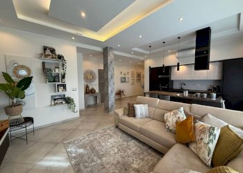 Salone - Quadrilocale via Baltimora, 152, Torino (zona Santa Rita) - foto 6