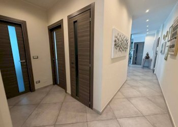 Corridoio - Quadrilocale via Baltimora, 152, Torino (zona Santa Rita) - foto 10