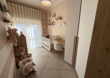 Camera da letto - Quadrilocale via Baltimora, 152, Torino (zona Santa Rita) - foto 16