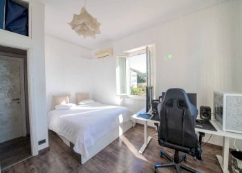 Camera da letto - Villa via Quarto, 45, Genova (zona Quarto) - foto 11