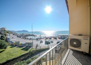 Balcone - Villa via Quarto, 45, Genova (zona Quarto) - foto 13