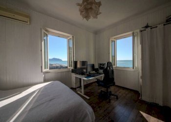 Camera da letto - Villa via Quarto, 45, Genova (zona Quarto) - foto 23