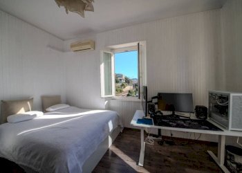 Camera da letto - Villa via Quarto, 45, Genova (neighborhood Quarto) - photo 28