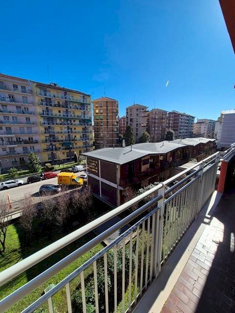 Balcone - Quadrilocale via Negroli, 23, Milano - foto 1