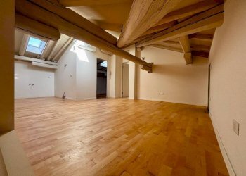 Stanza non arredata - Quadrilocale via Giuseppe Mazzini, 36, Bologna (zona Massarenti) - foto 6