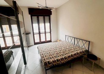 Camera da letto - Appartamento via Gian Battista Petrino, 5, San Damiano d'Asti - foto 18