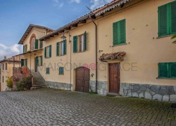 Facciata - Rustico Località Perno, 9, Monforte d'Alba - foto 4