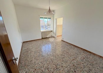 Four-room apartment Via Mario Risso, Pinerolo - photo 8