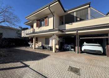 Villa a Schiera Strada Privata Armando Picchi, Cameri - foto 6