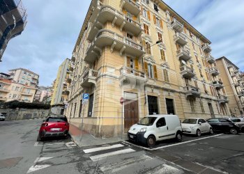 Locale Commerciale Via Filippo Corridoni, Savona - foto 1