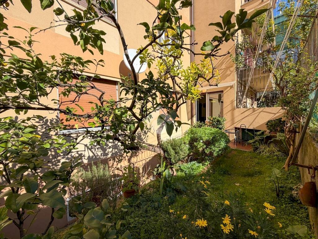 Trilocale Via Croce Rosa, Genova (zona Rivarolo) - foto 3