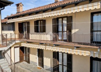 Semi-detached house Via Cherasco, Bra - photo 1