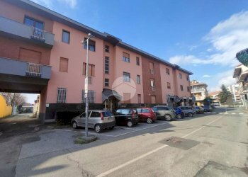 Trilocale Via torino, Borgaro Torinese - foto 1