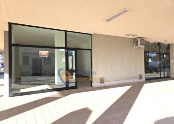 Foto 1 - Negozio via Gorizia
 
11, Busto Arsizio - foto 1