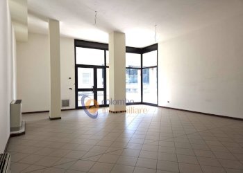 Foto 6 - Negozio via Gorizia
 
11, Busto Arsizio - foto 5