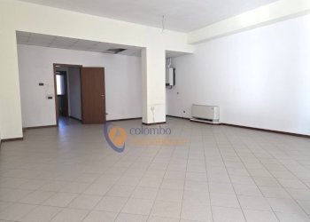 Foto 7 - Negozio via Gorizia
 
11, Busto Arsizio - foto 6