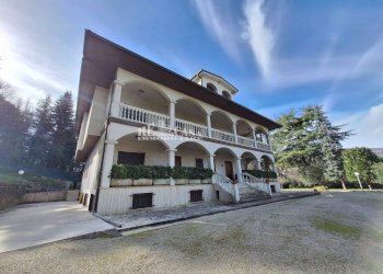 Foto 1 - Villa via imperia
 
13, Folignano - foto 1