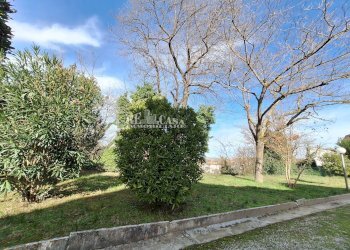 Foto 7 - Villa via imperia
 
13, Folignano - foto 7