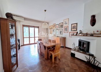 Foto 10 - Villa via imperia
 
13, Folignano - foto 10