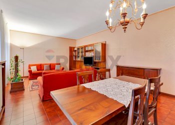 Salone doppio - Trilocale via Pontida
 
19, Cernusco sul Naviglio - foto 3