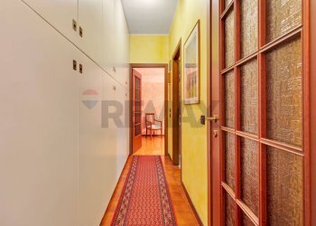 Hall / corridoio - Trilocale via Pontida
 
19, Cernusco sul Naviglio - foto 16